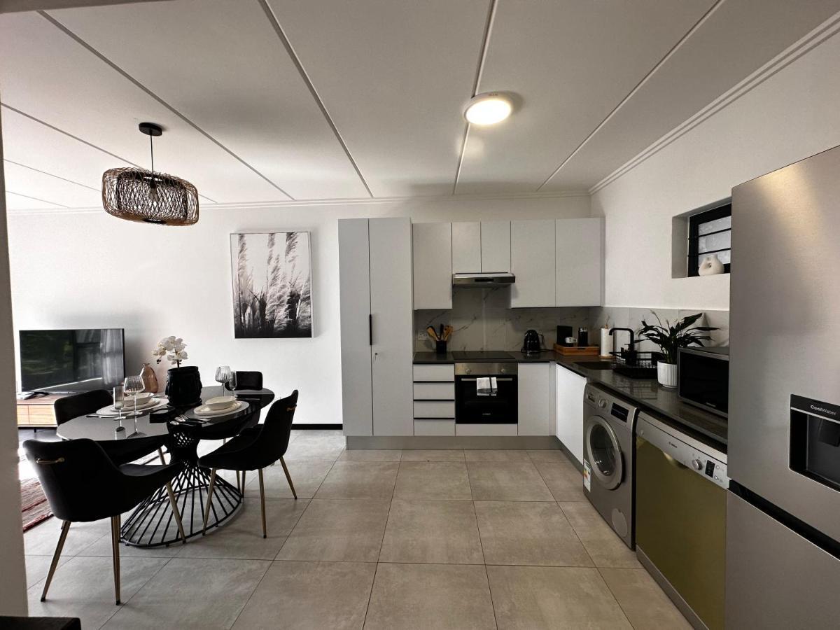 Stylish Executive Apartment With Power Backup Johannesburgo Exterior foto