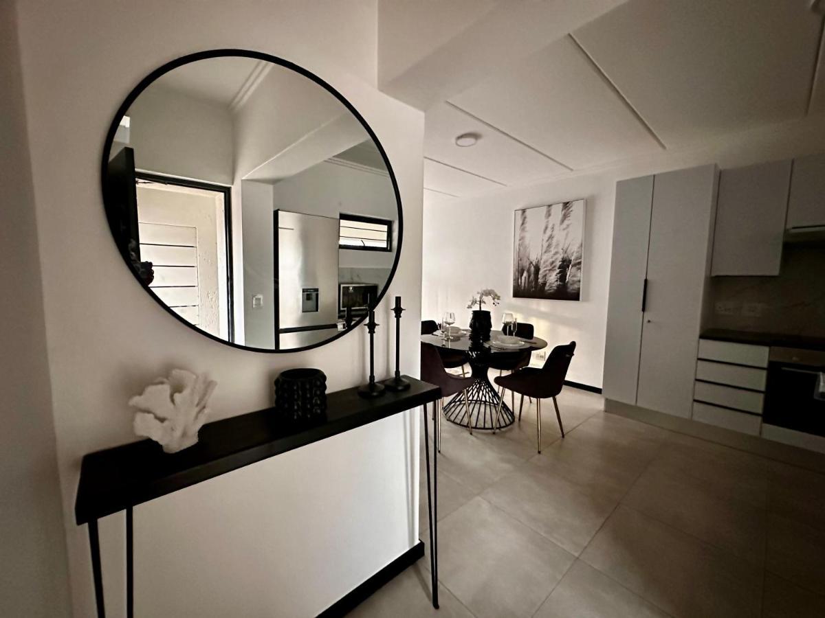 Stylish Executive Apartment With Power Backup Johannesburgo Exterior foto