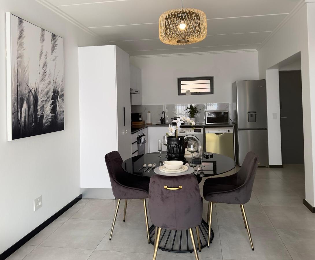 Stylish Executive Apartment With Power Backup Johannesburgo Exterior foto