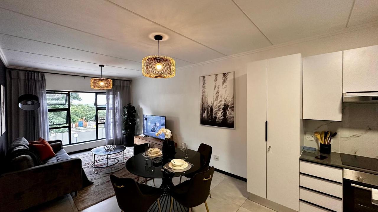 Stylish Executive Apartment With Power Backup Johannesburgo Exterior foto